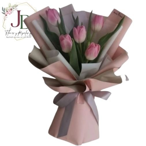 RAMO DE 5 TULIPANES"