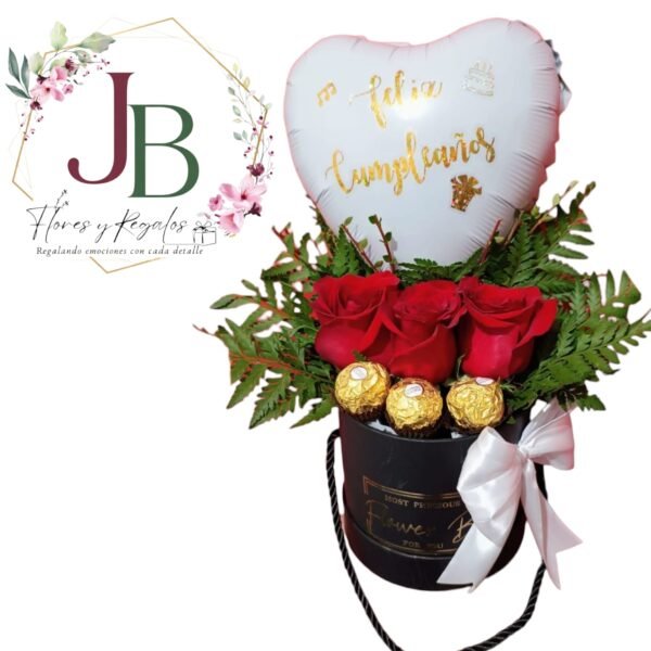 WhatsApp Image 2026-01-25 at 5.55.18 PM (2) HERMOSO BOX DE ROSAS Y BOMBONES